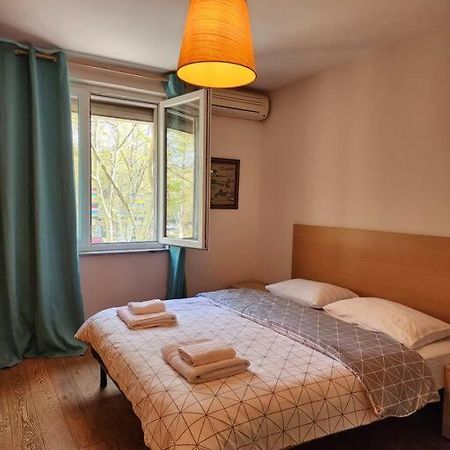 Vintage Flavor Apartment/Home Tiranë Luaran gambar